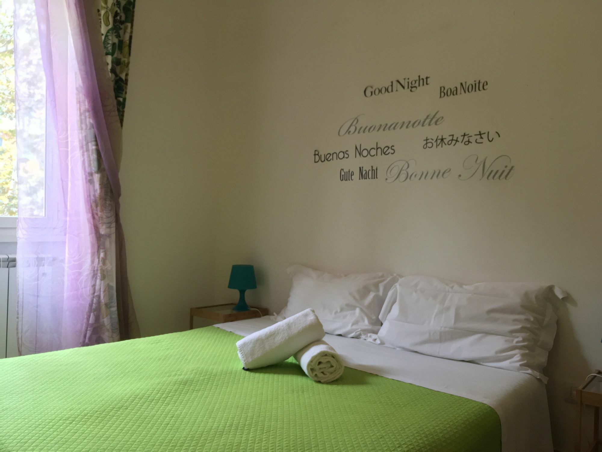 Giuly Guesthouse Rome Buitenkant foto