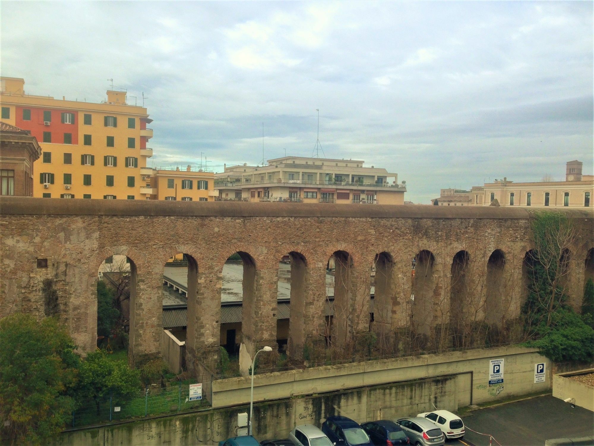 Giuly Guesthouse Rome Buitenkant foto